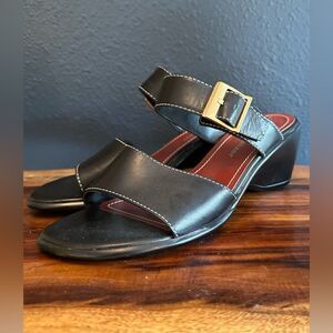 Naturalizer sandal, size 8 Wide
